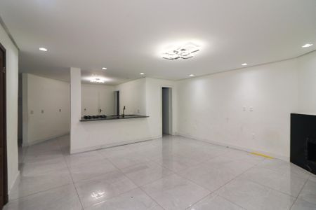 Casa para alugar com 350m², 6 quartos e 3 vagasSala 1