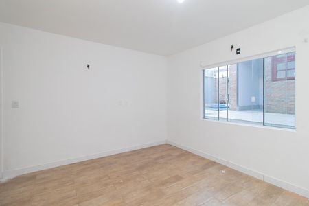 Casa para alugar com 350m², 6 quartos e 3 vagas Casa para alugar com 350m², 6 quartos e 3 vagasSuíte