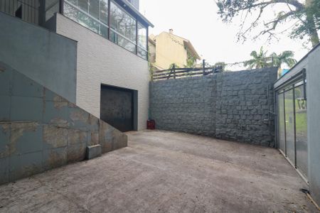 Casa para alugar com 350m², 6 quartos e 3 vagasQuintal