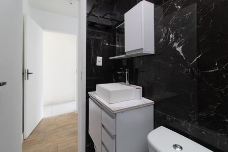 Casa para alugar com 350m², 6 quartos e 3 vagas Casa para alugar com 350m², 6 quartos e 3 vagasBanheiro da Suíte