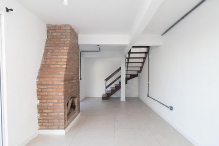 Casa para alugar com 350m², 6 quartos e 3 vagas Casa para alugar com 350m², 6 quartos e 3 vagasCasa 2 - Sala/cozinha
