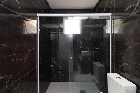 Casa para alugar com 350m², 6 quartos e 3 vagas Casa para alugar com 350m², 6 quartos e 3 vagasBanheiro Social