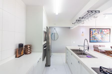 Apartamento à venda com 83m², 2 quartos e 2 vagasCozinha 