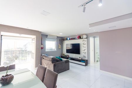 Apartamento à venda com 83m², 2 quartos e 2 vagasSala 