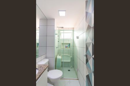 Apartamento à venda com 83m², 2 quartos e 2 vagasBanheiro 1