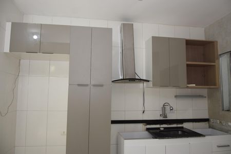 Casa para alugar com 160m², 2 quartos e 2 vagasSala/Cozinha