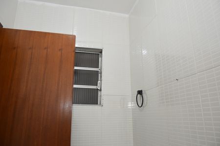 Casa para alugar com 160m², 2 quartos e 2 vagasBanheiro
