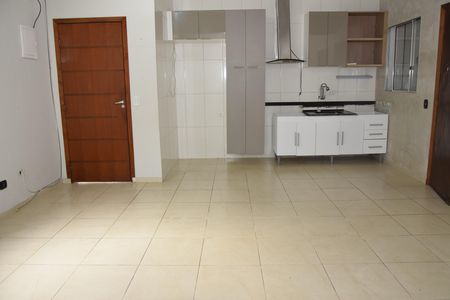 Casa para alugar com 160m², 2 quartos e 2 vagasSala/Cozinha