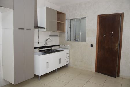 Casa para alugar com 160m², 2 quartos e 2 vagasSala/Cozinha