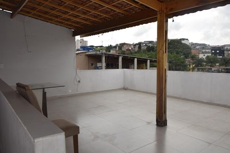 Casa para alugar com 160m², 2 quartos e 2 vagasVaranda