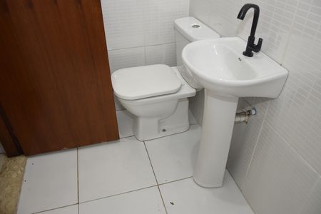 Casa para alugar com 160m², 2 quartos e 2 vagasBanheiro
