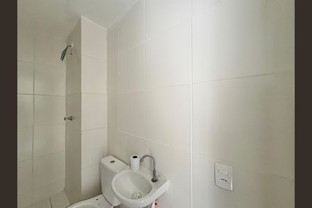 Apartamento para alugar com 34m², 2 quartos e sem vaga Apartamento para alugar com 34m², 2 quartos e sem vagaBanheiro