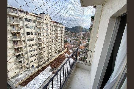 Apartamento para alugar com 75m², 2 quartos e 1 vaga