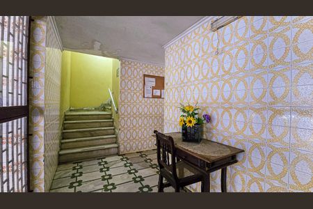 Apartamento para alugar com 75m², 2 quartos e 1 vaga Apartamento para alugar com 75m², 2 quartos e 1 vagaHall social