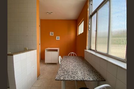 Apartamento para alugar com 75m², 2 quartos e 1 vaga