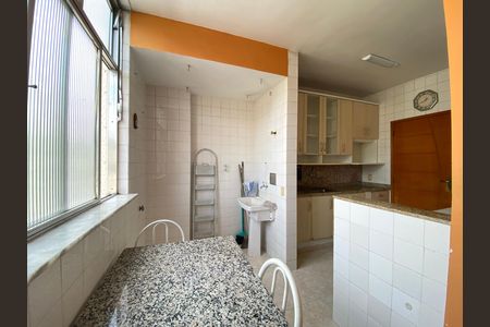 Apartamento para alugar com 75m², 2 quartos e 1 vaga