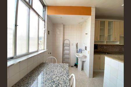 Apartamento para alugar com 75m², 2 quartos e 1 vaga