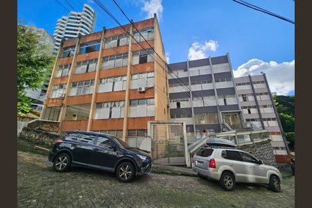 Apartamento para alugar com 96m², 2 quartos e sem vaga Apartamento para alugar com 96m², 2 quartos e sem vagaFachada