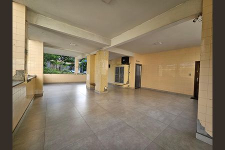 Apartamento para alugar com 96m², 2 quartos e sem vaga