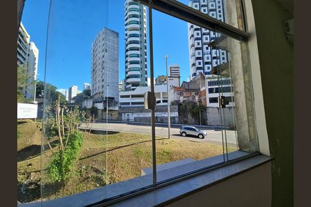 Vista do Quarto de apartamento para alugar com 2 quartos, 96m² em Graça, Salvador