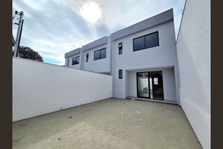 Área Externa de casa à venda com 3 quartos, 160m² em Santa Branca, Belo Horizonte