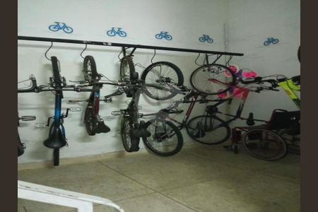 Apartamento à venda com 75m², 2 quartos e 1 vaga