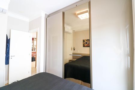 Apartamento à venda com 78m², 2 quartos e 2 vagas Apartamento à venda com 78m², 2 quartos e 2 vagasQuarto 2 suíte