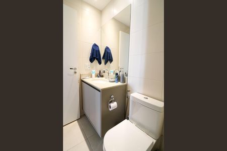 Apartamento à venda com 78m², 2 quartos e 2 vagas Apartamento à venda com 78m², 2 quartos e 2 vagasBanheiro da Suíte