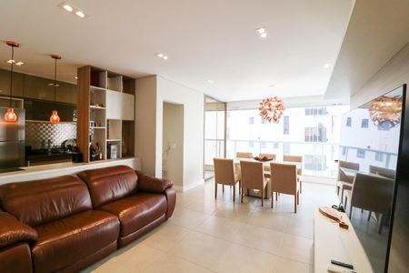 Sala / Cozinha de apartamento à venda com 2 quartos, 78m² em Indianópolis, São Paulo