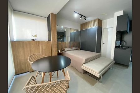 Apartamento à venda com 1 quarto, 32m² em Campo Belo, São Paulo