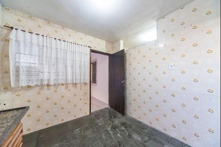 Casa à venda com 124m², 2 quartos e 2 vagasCozinha 