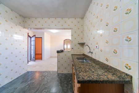 Casa à venda com 124m², 2 quartos e 2 vagasCozinha 