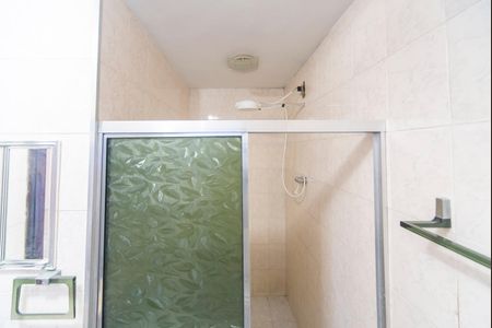 Casa à venda com 124m², 2 quartos e 2 vagasBanheiro social