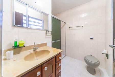 Casa à venda com 124m², 2 quartos e 2 vagasBanheiro social
