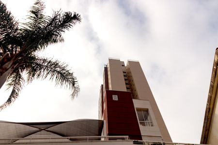 Apartamento à venda com 76m², 3 quartos e 2 vagas Apartamento à venda com 76m², 3 quartos e 2 vagasFachada