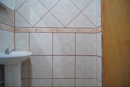Casa para alugar com 36m², 3 quartos e 1 vagaBanheiro