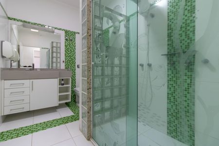 Casa à venda com 300m², 3 quartos e 3 vagas Casa à venda com 300m², 3 quartos e 3 vagasBanheiro