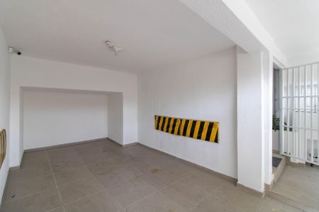 Casa à venda com 300m², 3 quartos e 3 vagas Casa à venda com 300m², 3 quartos e 3 vagasGaragem