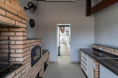 Casa à venda com 300m², 3 quartos e 3 vagas Casa à venda com 300m², 3 quartos e 3 vagasArea Gourmet
