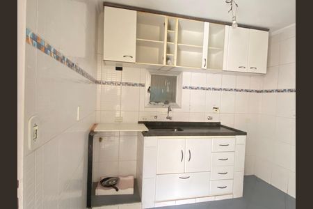 Apartamento para alugar com 65m², 2 quartos e 1 vaga Apartamento para alugar com 65m², 2 quartos e 1 vagaCozinha