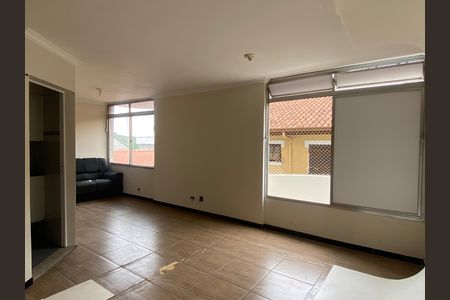 Sala de apartamento para alugar com 2 quartos, 65m² em Vila Osasco, Osasco