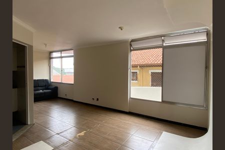 Apartamento para alugar com 65m², 2 quartos e 1 vaga Apartamento para alugar com 65m², 2 quartos e 1 vagaSala