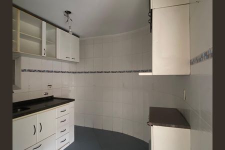 Apartamento para alugar com 65m², 2 quartos e 1 vaga Apartamento para alugar com 65m², 2 quartos e 1 vagaCozinha