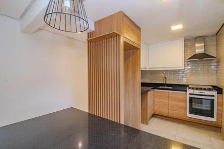 Apartamento à venda com 80m², 2 quartos e 1 vaga Apartamento à venda com 80m², 2 quartos e 1 vagaCozinha e Área de Serviço