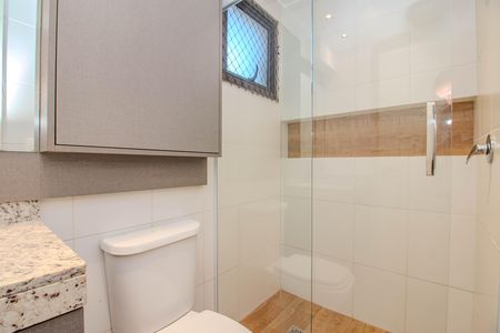 Apartamento à venda com 80m², 2 quartos e 1 vaga Apartamento à venda com 80m², 2 quartos e 1 vagaBanheiro Social