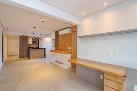 Sala de apartamento à venda com 2 quartos, 80m² em Higienópolis , Porto Alegre