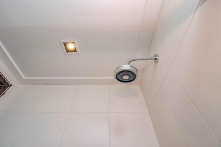Apartamento à venda com 80m², 2 quartos e 1 vaga Apartamento à venda com 80m², 2 quartos e 1 vagaBanheiro Social