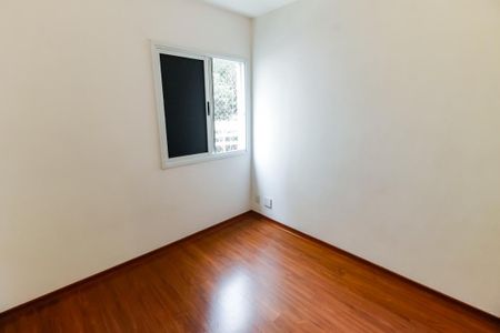 Apartamento à venda com 101m², 3 quartos e 2 vagasQuarto 2