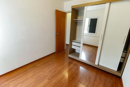 Apartamento à venda com 101m², 3 quartos e 2 vagasQuarto 2