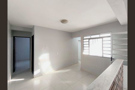 Casa para alugar com 2 quartos, 50m² em Jardim Sao Vicente, Jundiaí